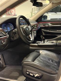 بی ئێم دەبڵیو سیریەس 7